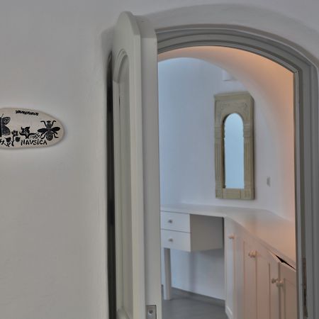 Trieris Villa & Suites Firá Buitenkant foto