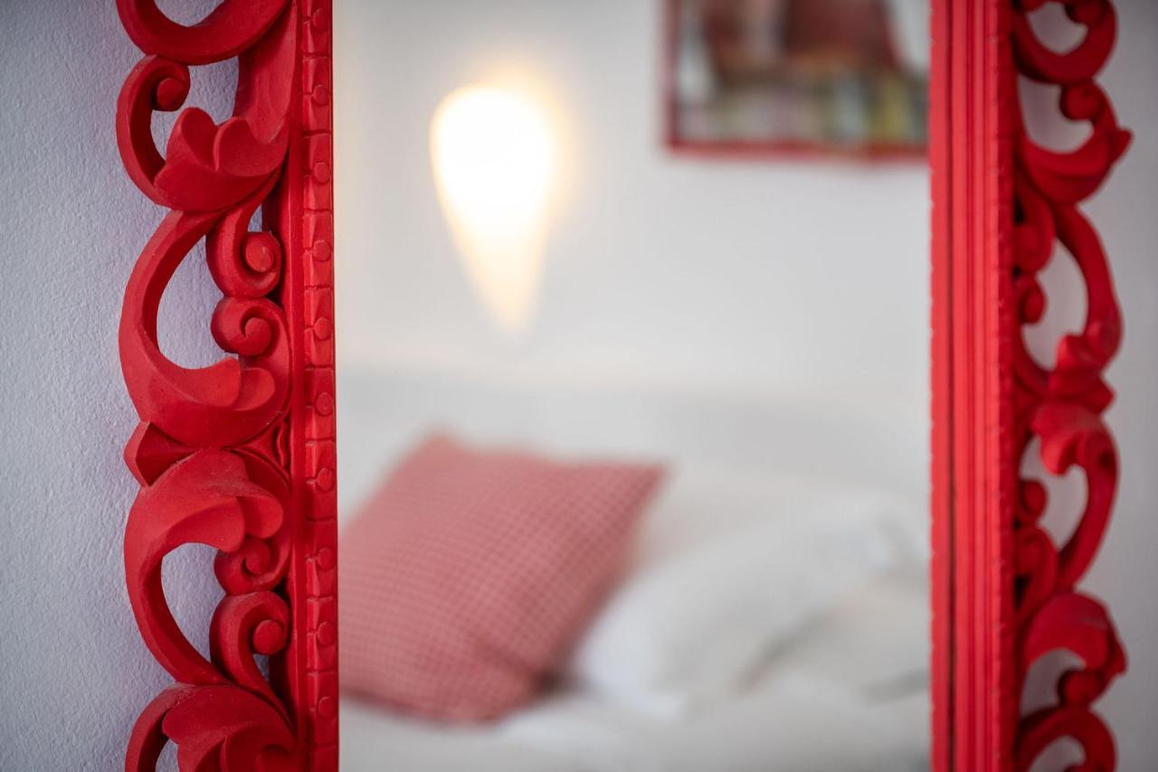 Trieris Villa & Suites Firá Buitenkant foto