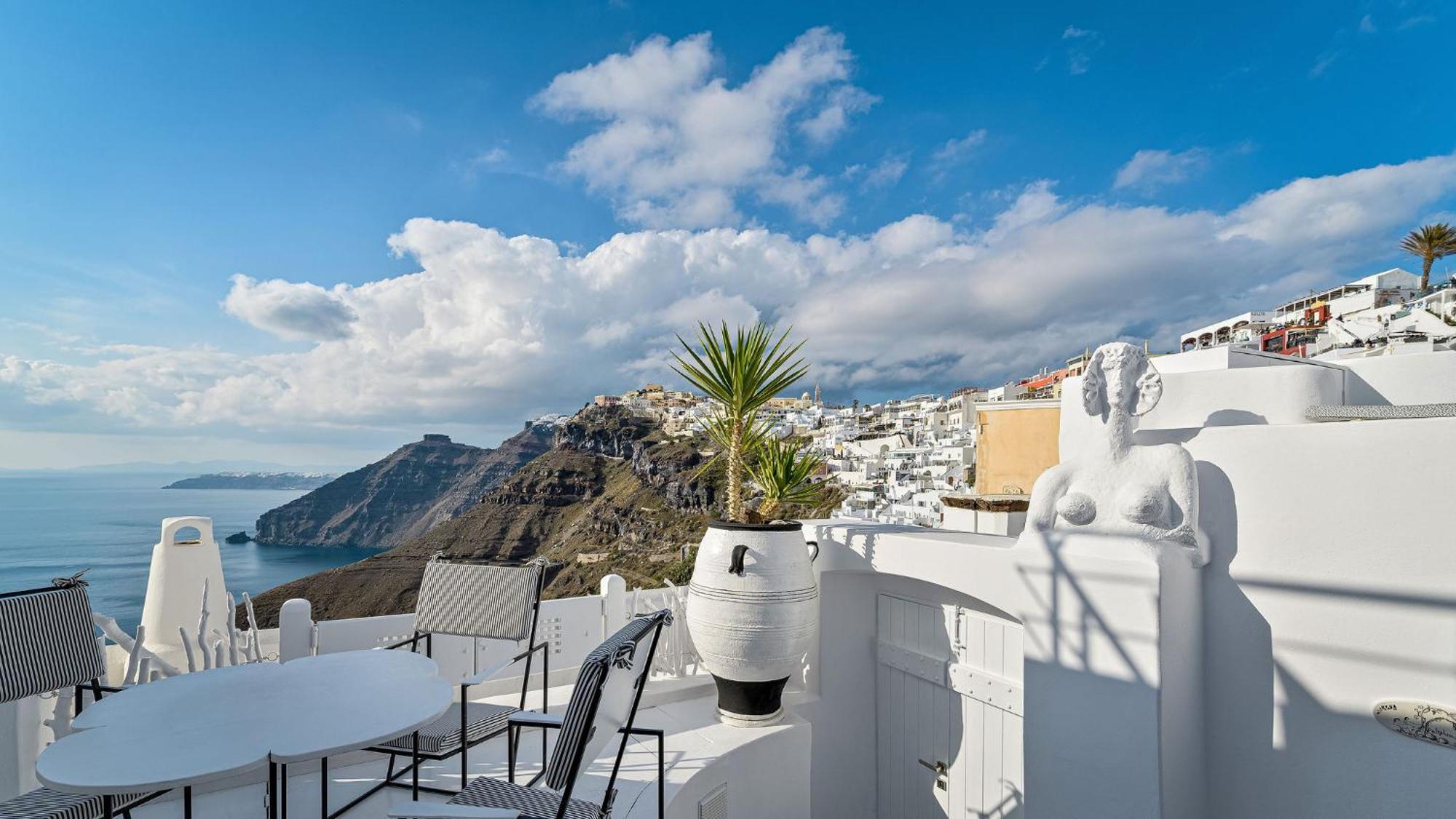 Trieris Villa & Suites Firá Buitenkant foto